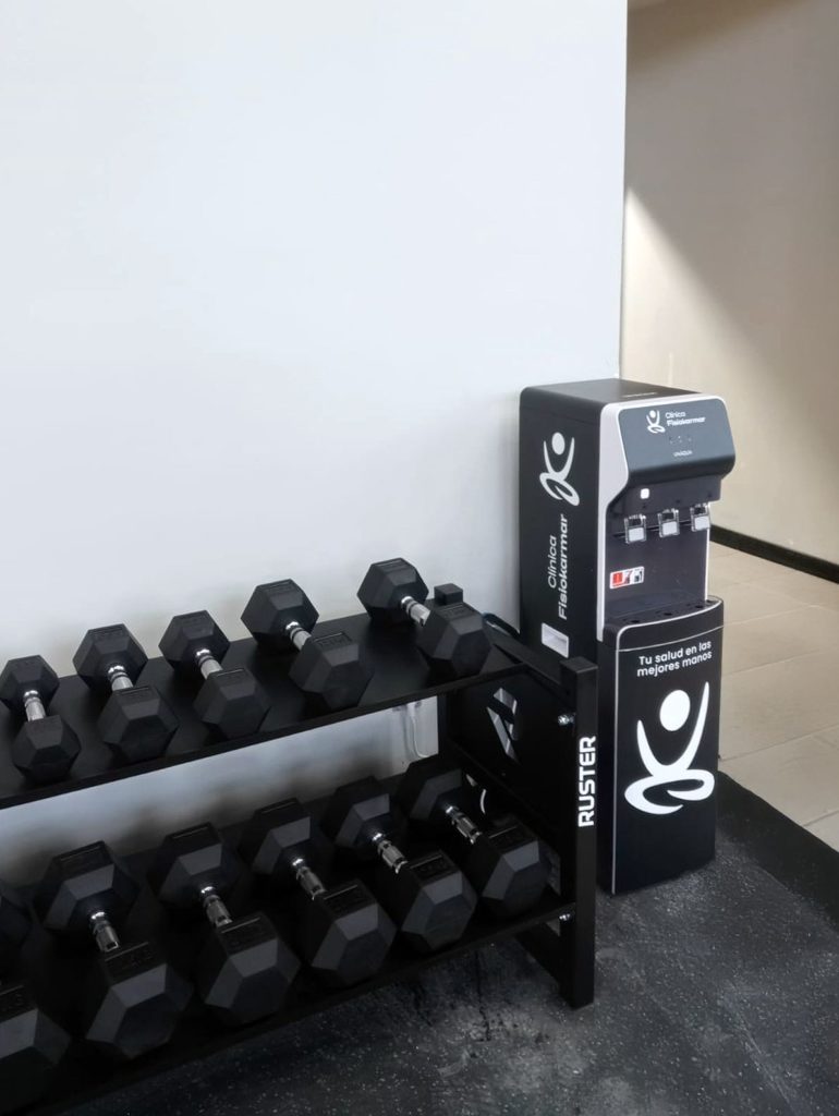 Fuente de agua para gimnasio